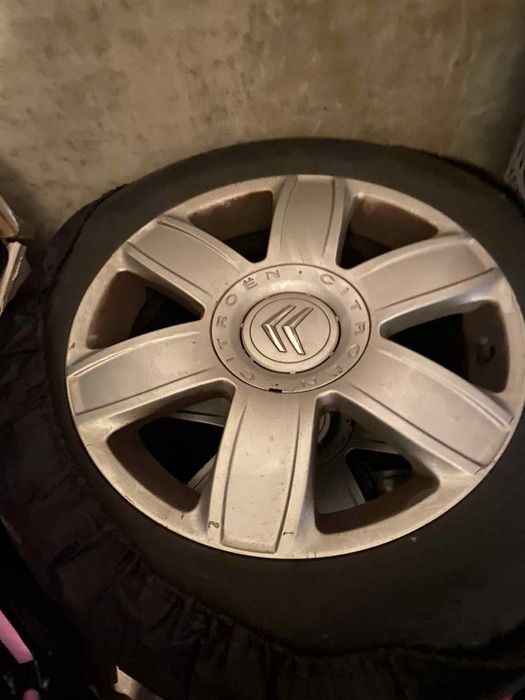 Лети джанти с гуми Citroen c4 Ситроен Ц4