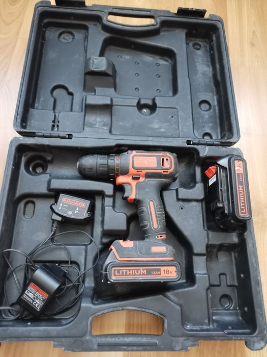 Mașina de inșurubatBlack Black Decker