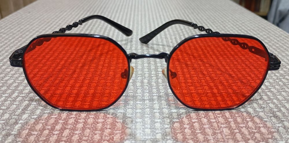 солнцезащитные очки