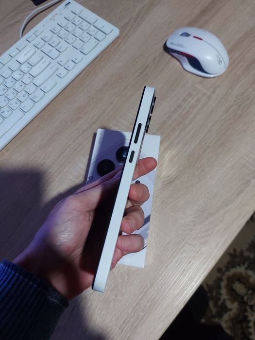 Nothing Phone 4b 128GB