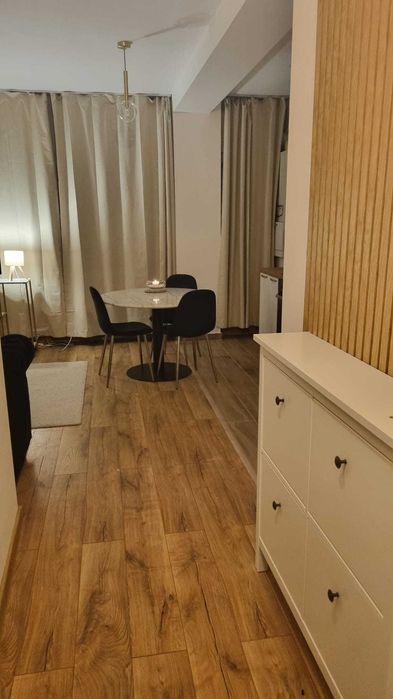 Garsoniera de lux de inchiriat