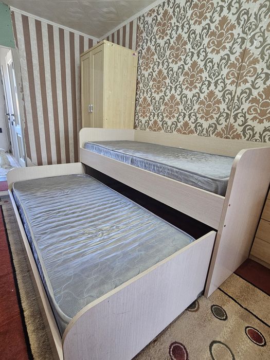 Продам кровать двухместную