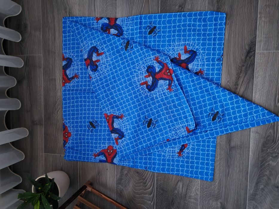 Două seturi fețe de pernă 70x70