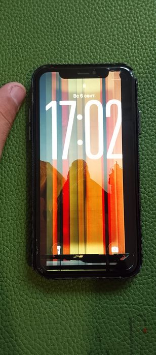 Продаю iPhone 11 64гб