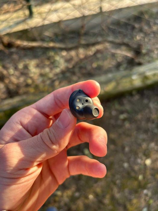 Galaxy Buds FE – casca dreapta lipsă