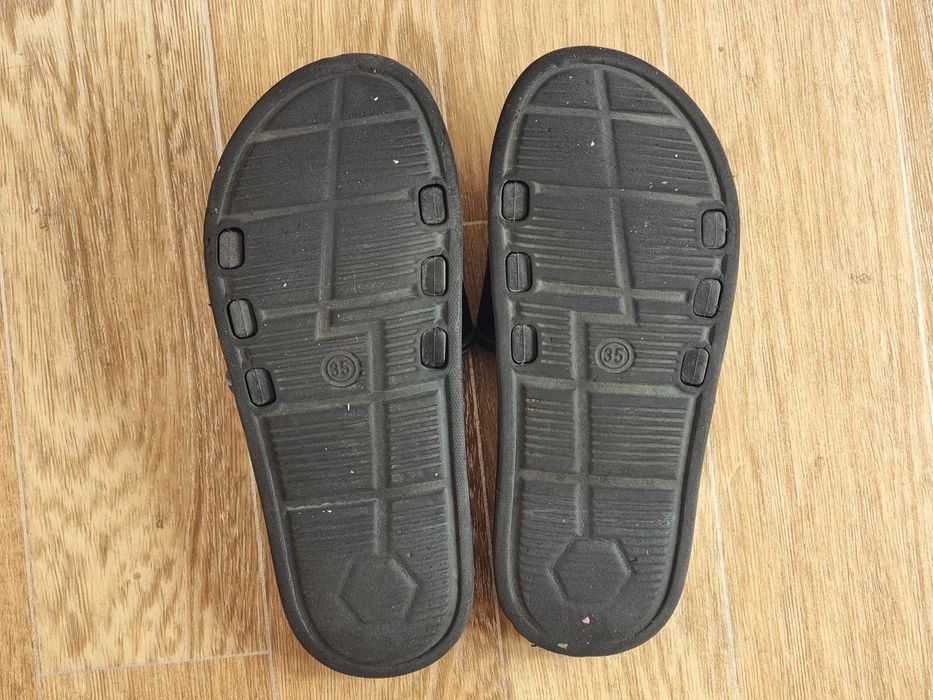 Шлёпки 35 размер детские