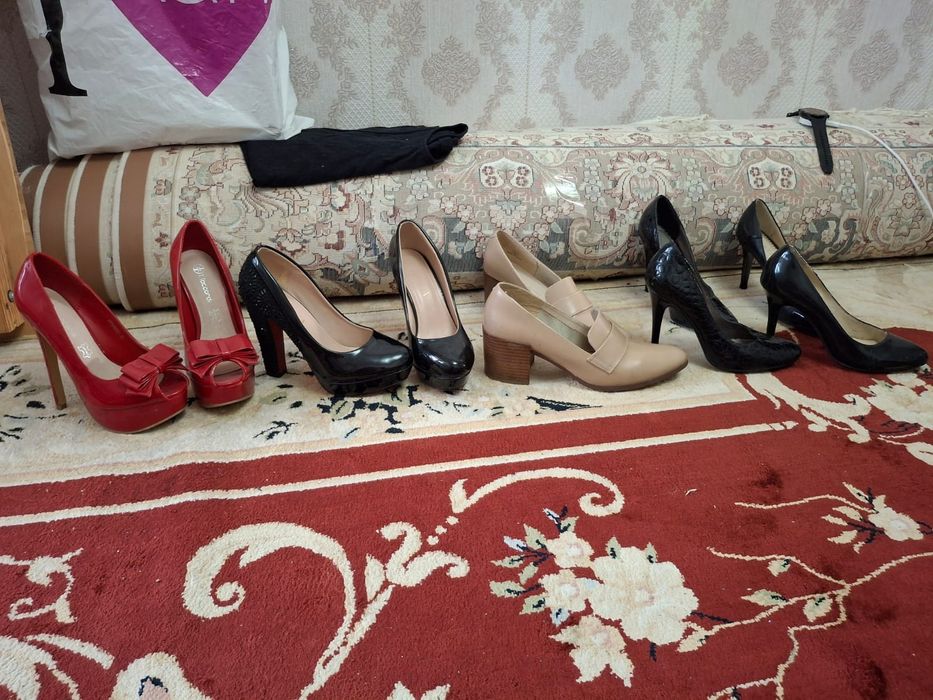 Кросовки,сапоги,туфли каблук