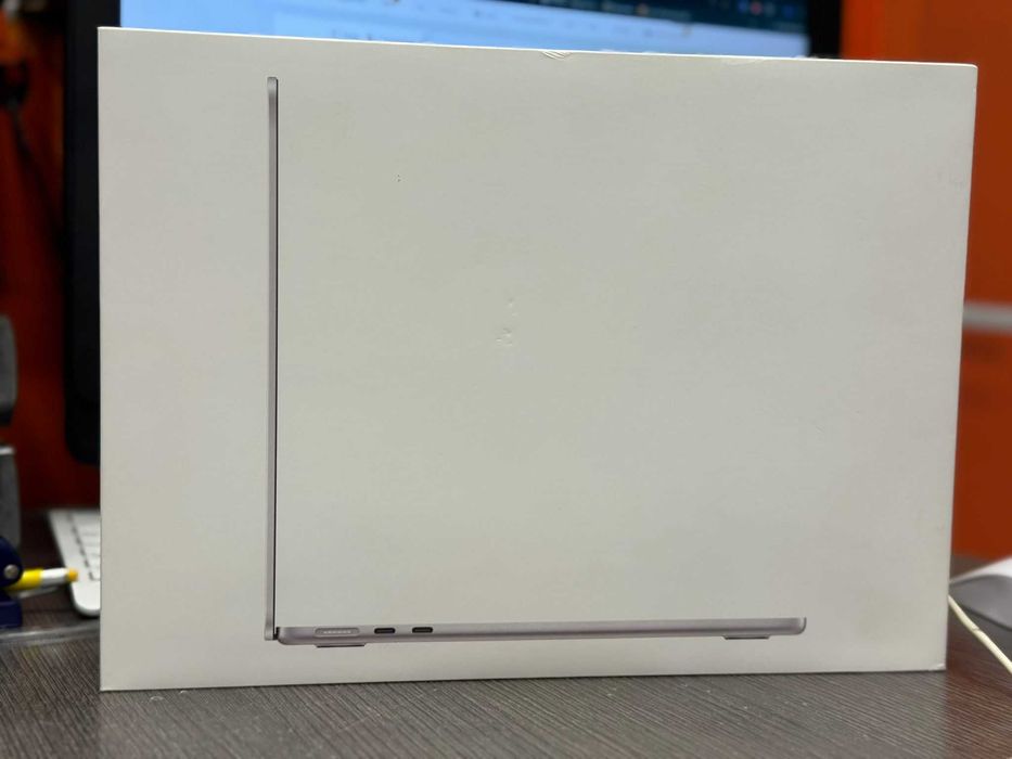 Hope Amanet P4 / MACBOOK AIR 13 M4 256GB 16 RAM Nou
