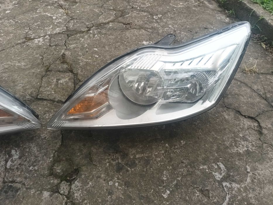 десен фар за форд фокус 07 - 10 FORD FOCUS II 2007 - 2010