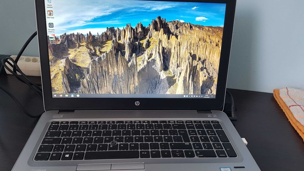 Laptop Hp EliteBook 850 G3 i5 6200u tastatura iluminata