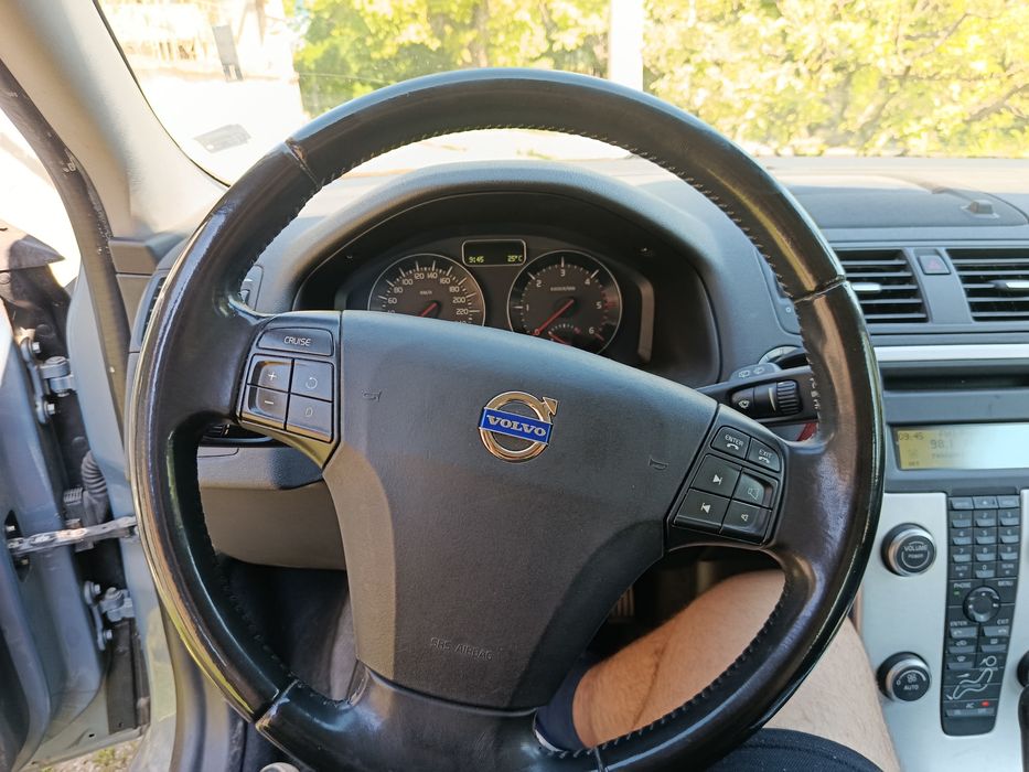 Volvo v50 2011 1.6d 115к.с