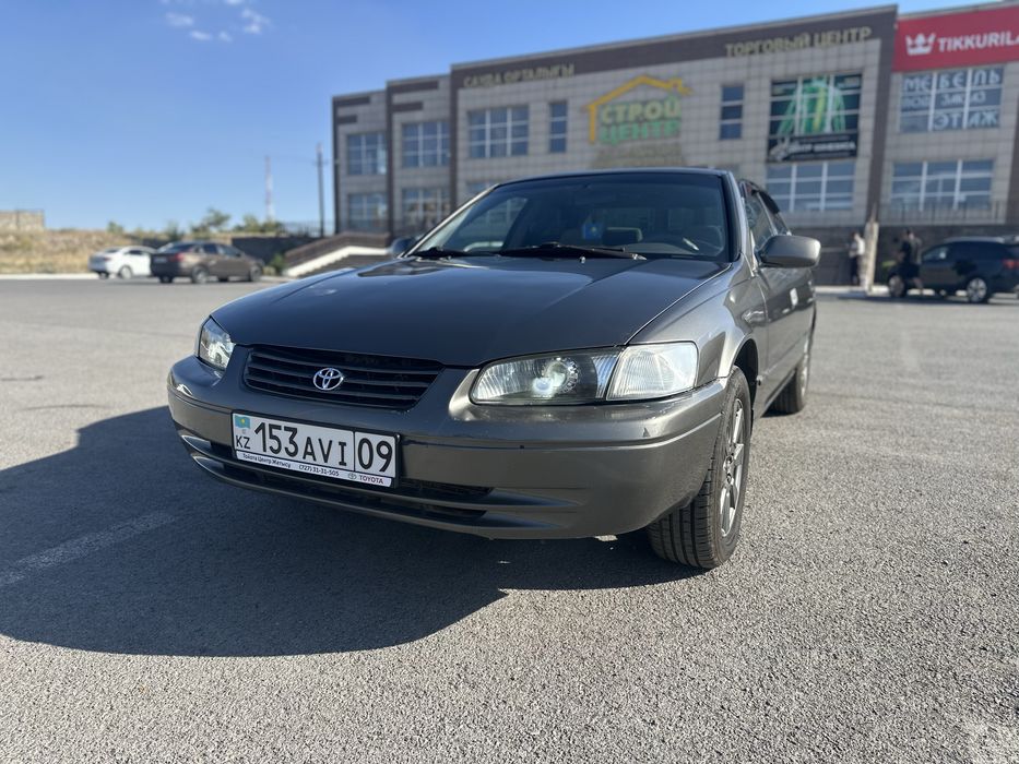 Продам Toyota Camry 20 LE.