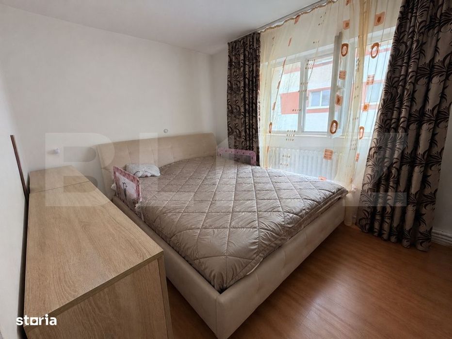 Apartament 3 camere, 67 mp, mobilat complet, etaj 3, zona Cetate