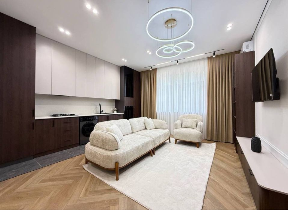 Жк Ташкент Сити! Сдается 2х-ком квартира! В элит комплексе!