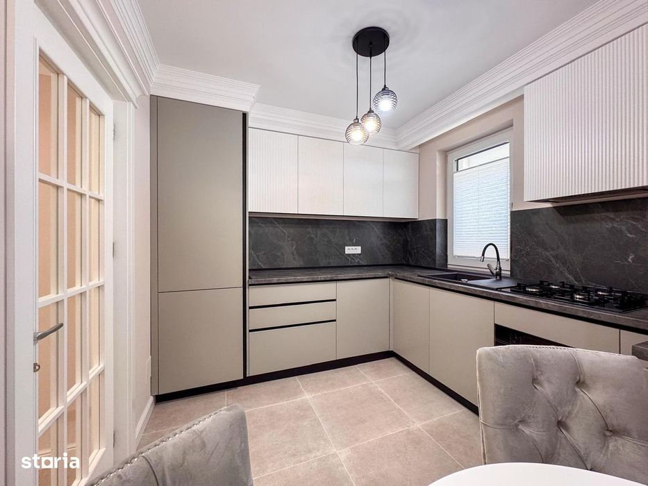 Penthouse ultramodern finalizat si intabulat. Vedere panoramica