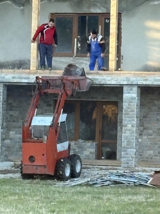 Продавам Бобкат ПЕРФЕКТЕН!!!