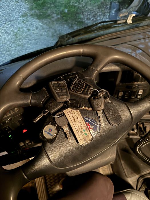 Scania R420. Basculanta 8x4