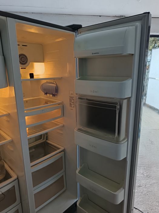 Combină frigorifică Ariston 480 litri