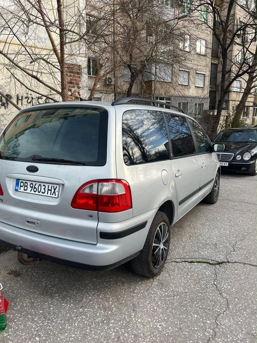 автомобили за цасти