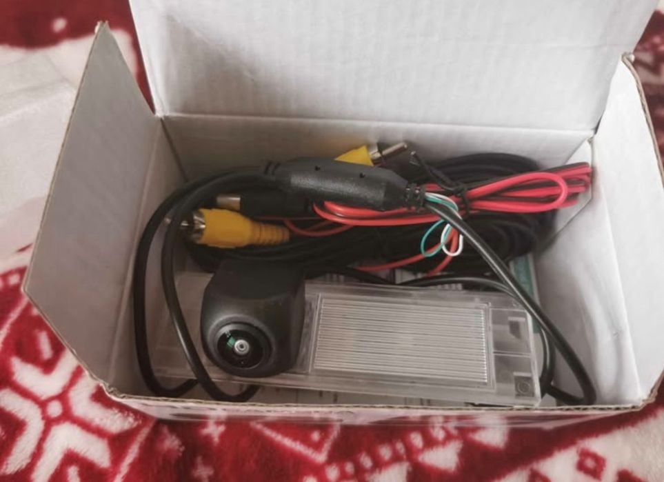 BMW 1 серия навигация камера отзад 170с