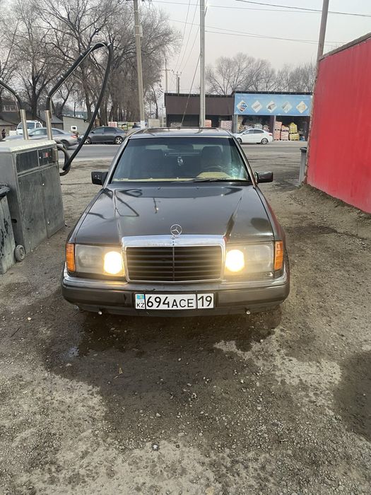 Мерседес бенз 124