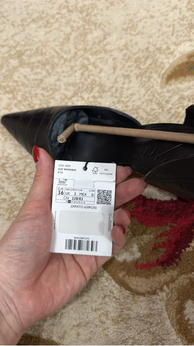 Продам новые туфли Mango