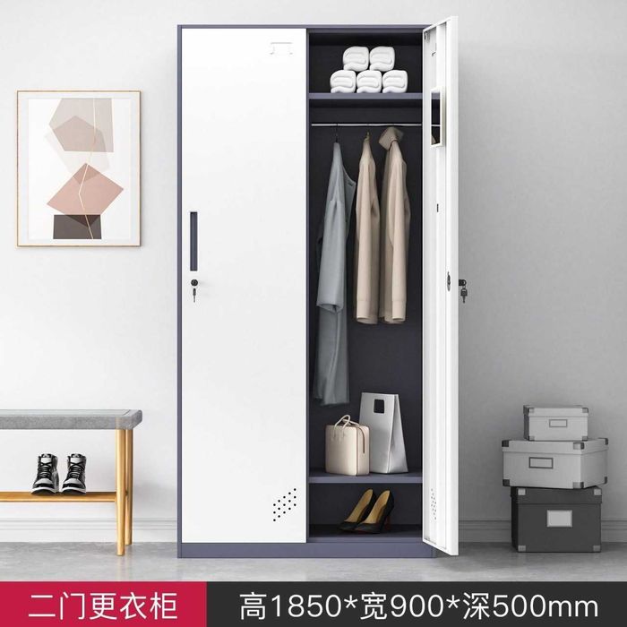 Ko‘p eshikli kiyim shkafi/Многостворчатый шкаф для одежды