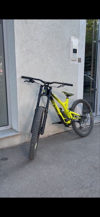 Vand commencal v4 supreme downhill