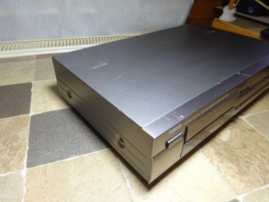 Cd-player audio Yamaha CDX-480