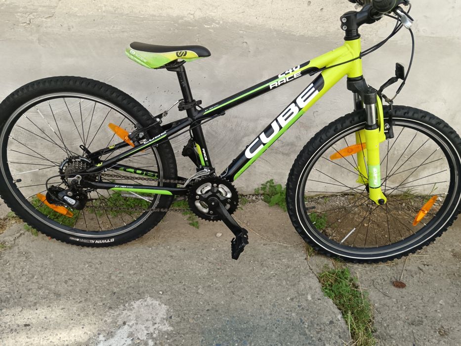 Bicicleta Cube 24"