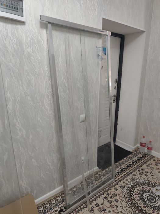 Двери душевой кабины