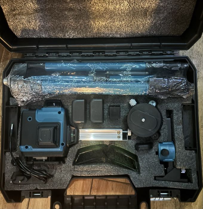 Лазерный уровень 4D