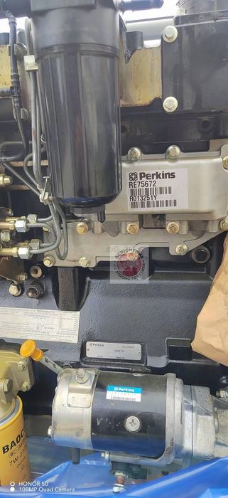 Двигатель Perkins 1104C-44T