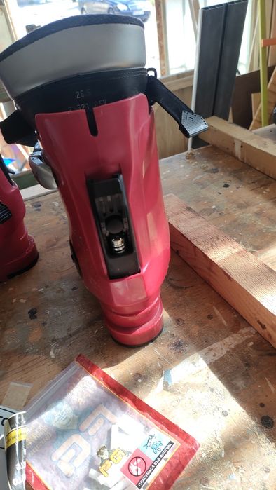 Ски обувки марка" DAHSTEIN"