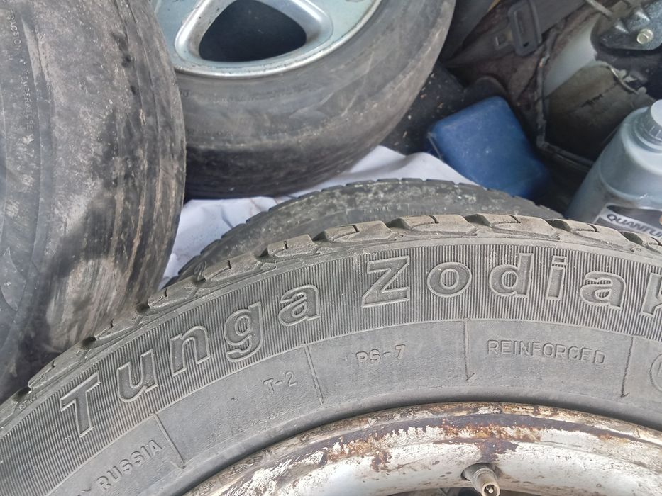 Продам 2 болона , состояние хорошее