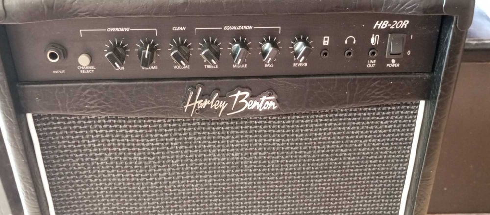 Усилвател за китара Harley Benton HB-20R