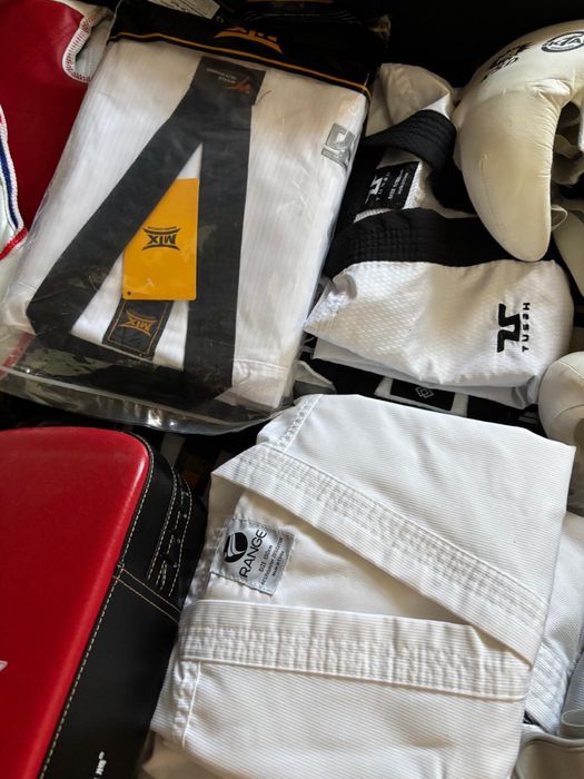 Echipament sportiv taekwondo