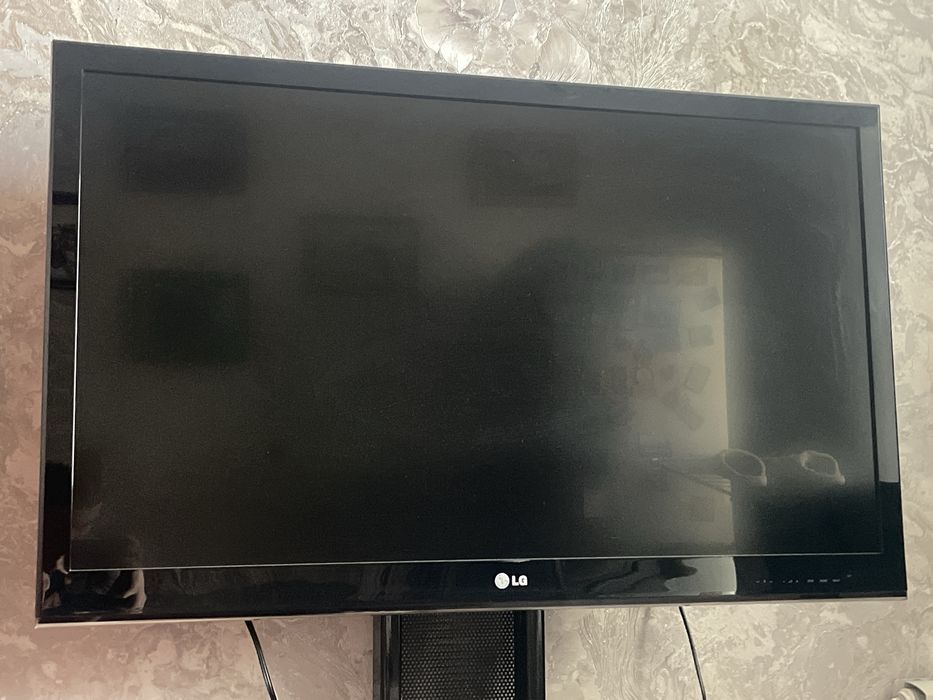 Продам телевизор