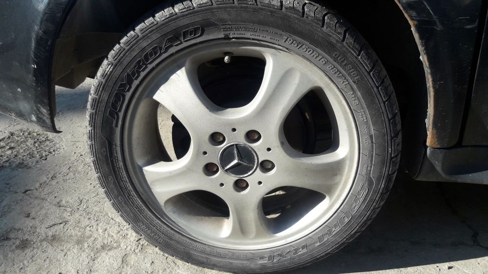 мерцедес ванео 1.9 бенз. mercedes vaneo 1.9 Benz. само на части