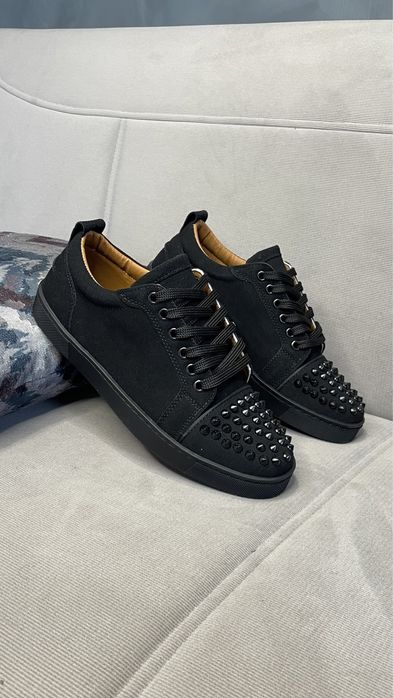 Christian louboutin ралични видове