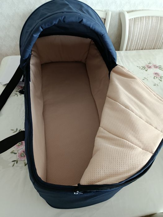 Продам люльку переноску