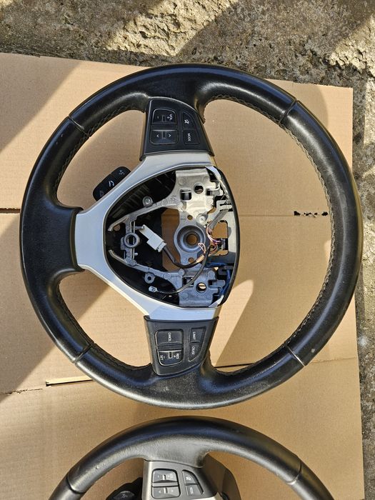 Volan sport din piele cu comenzi Suzuki Vitara 2015-2020