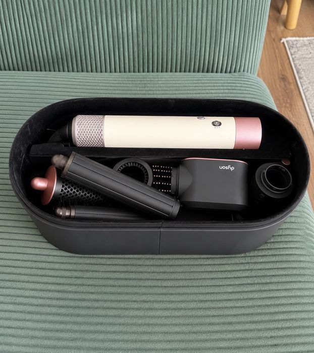 Dyson Airwrap Complete Long Ceramic Pop – отлично състояние, оригинална кутия