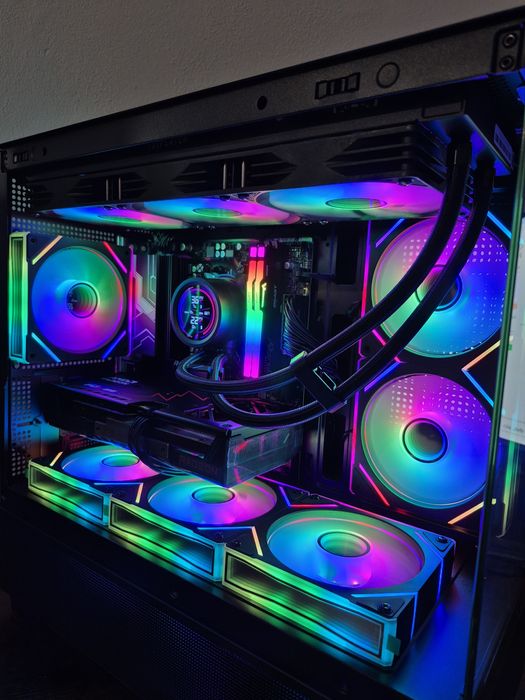 PC Gaming Nou – Ryzen 7 9700X + RX 9060 XT 16GB \ 32GB DDR5 \ 1TB NVME