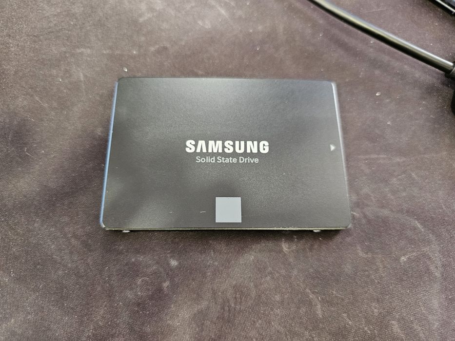 Samsung 500GB  860 EVO SSD