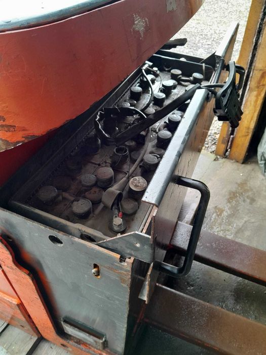 Transpalet Electric Fenwick