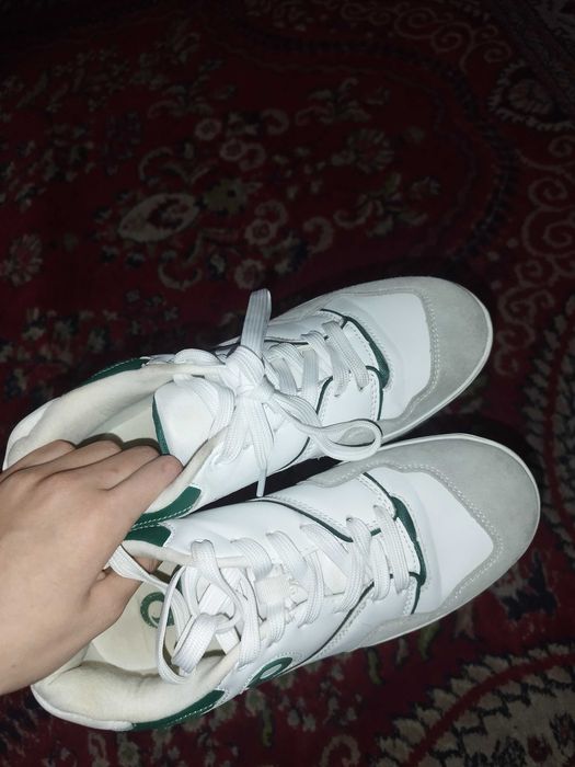 Продаю кроссовки