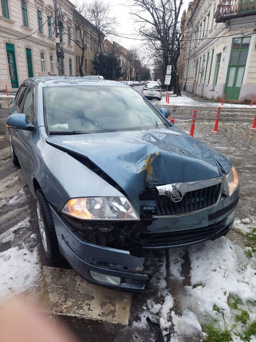 Vand skoda octavia 2 sedan