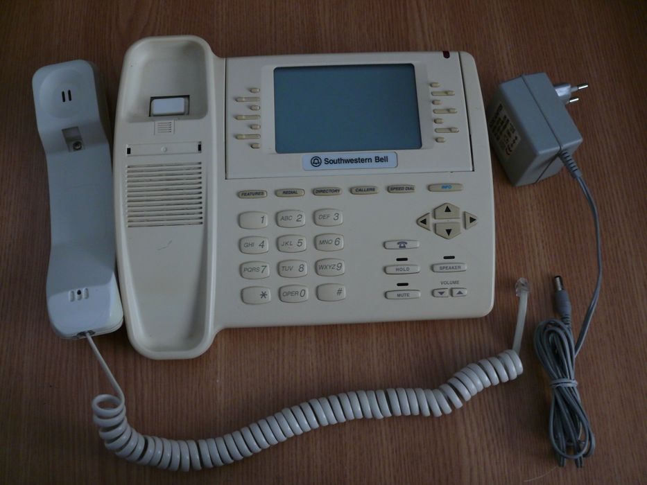 Telefon fix Southwestern Bell cu alimentator, în stare bună