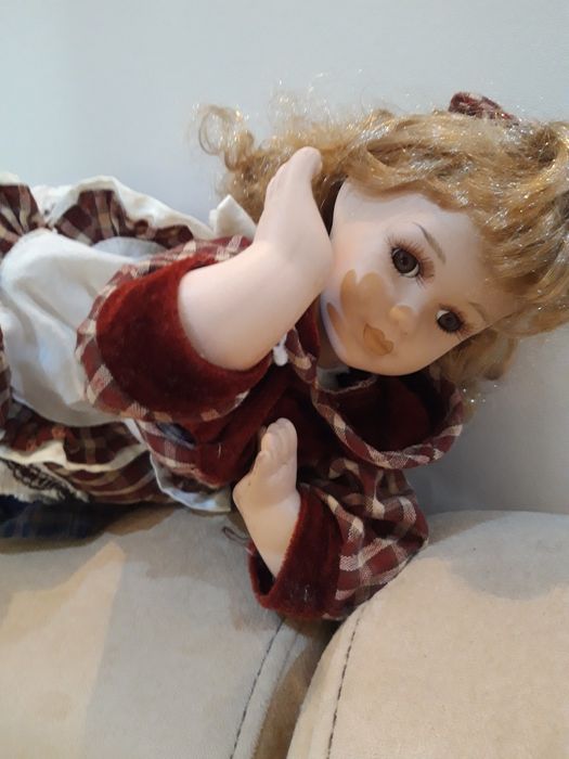 Порцеланова кукла